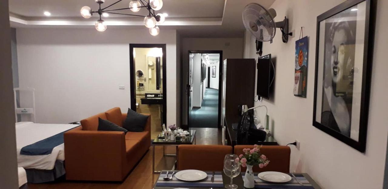 Hanoi Rocks Hostel Экстерьер фото